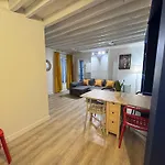Apartment Flat For 7 Paris