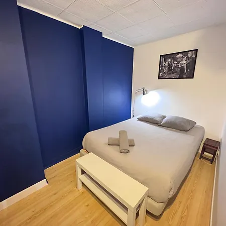 Apartment Flat For 7 *