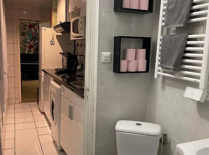 Flat For 7